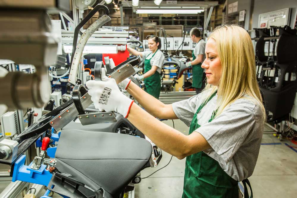 Работа на заводе Mercedes Работа на заводе Mercedes